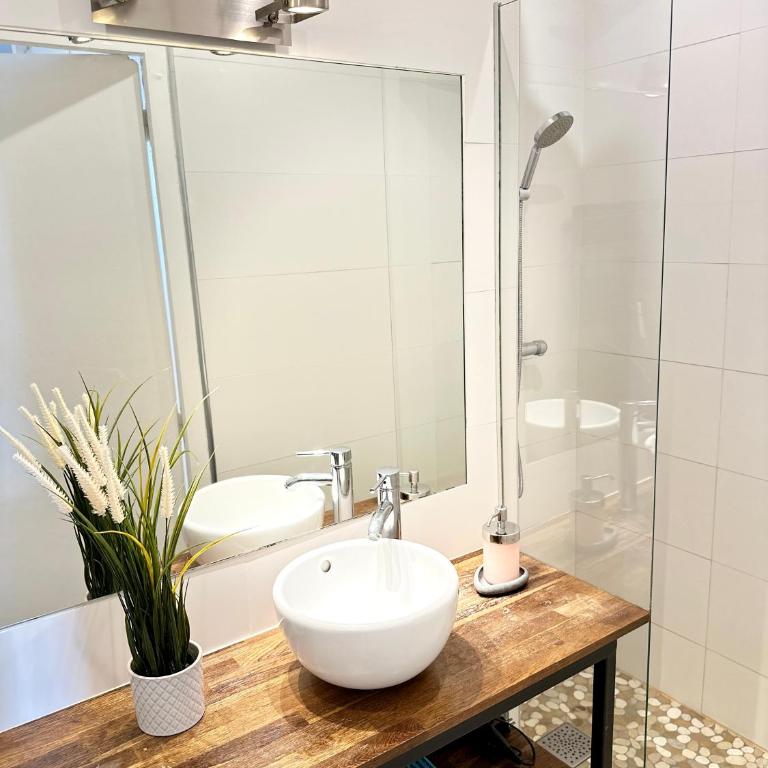 Appart design, plein centre Marseille - Appartement - 8
