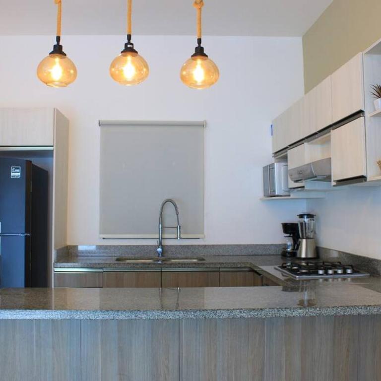 VITA - Excelente ubicación y espectacular alberca. - Three-Bedroom Apartment - 28