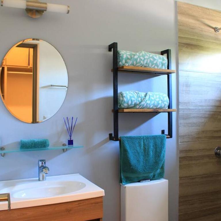VITA - Excelente ubicación y espectacular alberca. - Three-Bedroom Apartment - 32