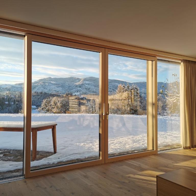 Stilvolles Ferienhaus Südsteiermark ruhige Lage top Aussicht & E-Ladestation - Haus mit 3 Schlafzimmern - 43