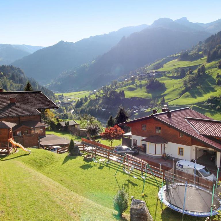 Wunderschoenes Ferienhaus - Ferienhaus mit 4 Zimmern - 5