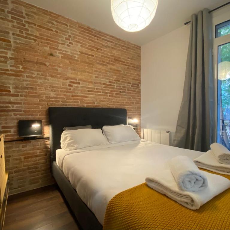 Cosy Urban Oasis 1BD in Poble Sec By MyRentalHost - One-Bedroom Apartment - 18