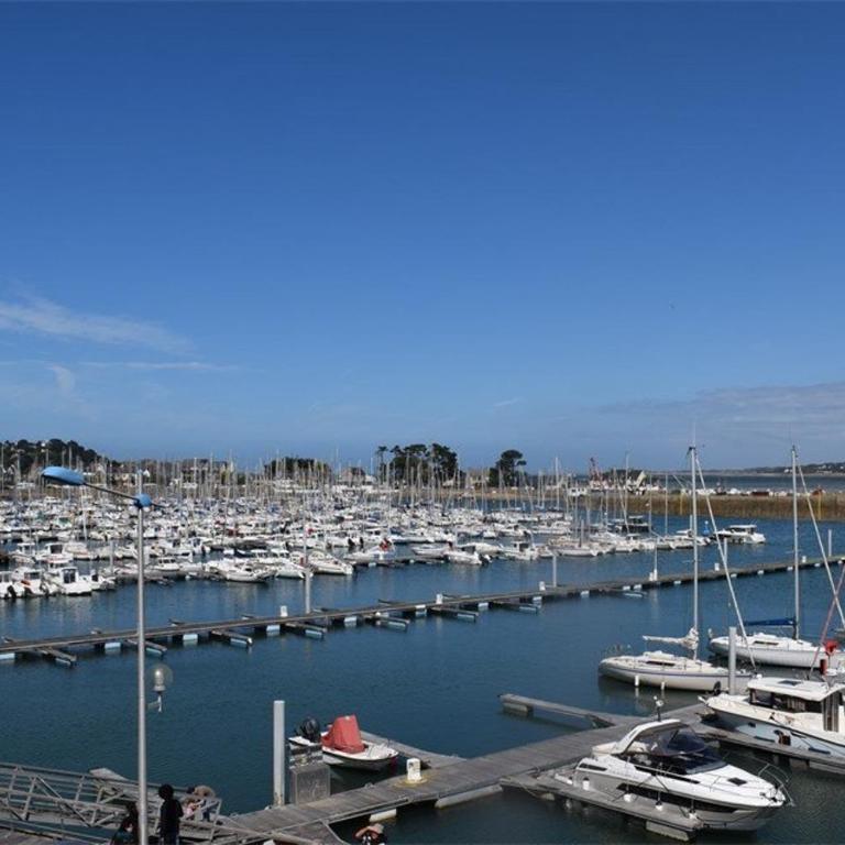 Bel appartement entièrement rénové 5 personnes au centre ville de PERROS-GUIREC - Ref 923 - Apartment mit 2 Schlafzimmern - 2