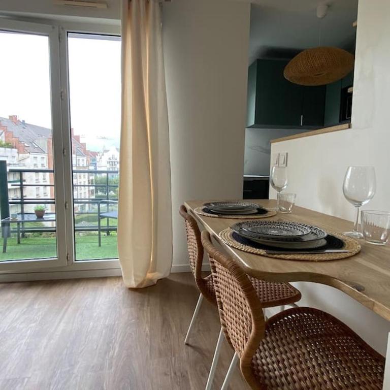 Appart Hôtel Lison - rénové 2023 Vieux Lille - One-Bedroom Apartment - 10