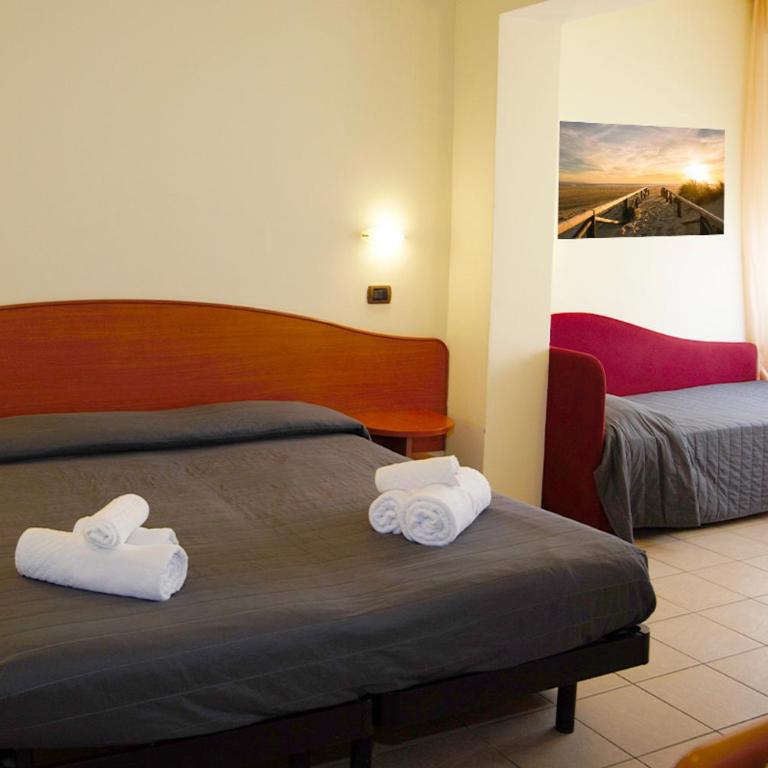 HOTEL VILLA MARIA - Camera Tripla Comfort - 1