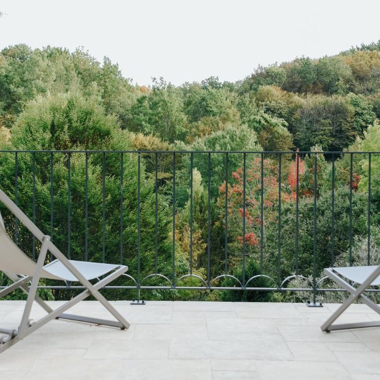 MAISON CISTUS - Maison d'hôtes de charme - Suites et gîte avec terrasses privées - Proche de Sarlat, au coeur de la Nature - Superior Doppel- oder Zweibettzimmer mit Terrasse - 2