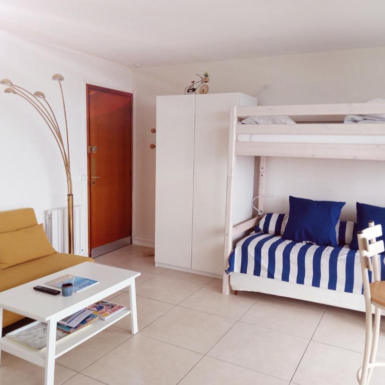 T1 bis neuf avec petite chambre à 150m de la plage - Apartamento de 1 dormitorio - 13