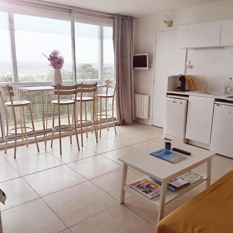 T1 bis neuf avec petite chambre à 150m de la plage - Apartamento de 1 dormitorio - 10