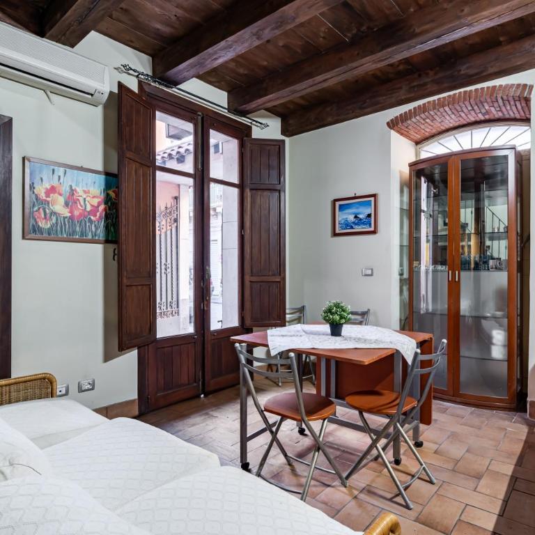 GuestHost - Castello Ursino Apartment with Balcony - One-Bedroom Apartment - 6