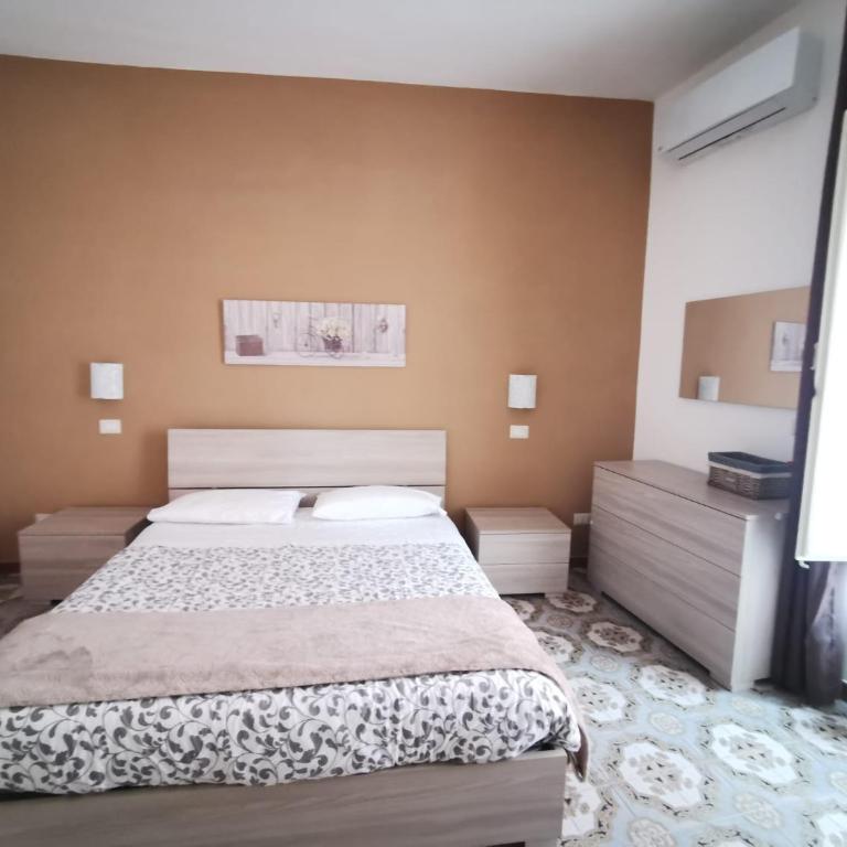 Una Scala Dal Centro - Appartamento con 2 Camere da Letto - 53