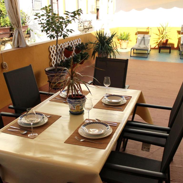 Duplex acogedor con gran terraza en pleno centro de Sevilla! - Apartamento de 2 dormitorios - 2