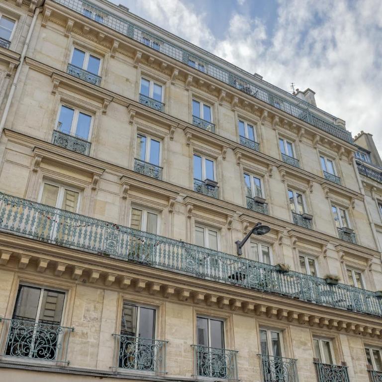Spacious & lovely flat-Up to 10 guests-Paris 10 - Appartement Supérieur - 21