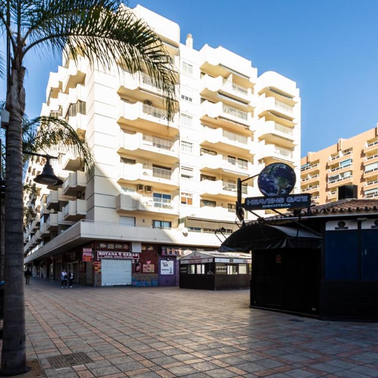 Sur Suites Sol Playa - Three-Bedroom Apartment - 45