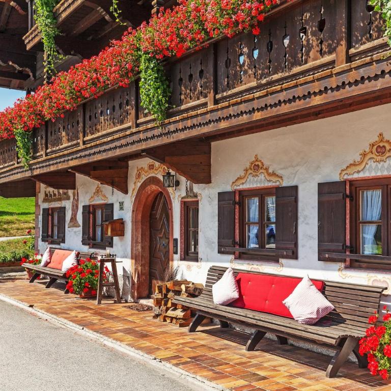 Gästehaus Menkenbauer inkl. Chiemgaukarte - Haus mit 5 Schlafzimmern - 17