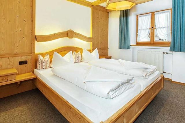Gästehaus Menkenbauer inkl. Chiemgaukarte - Haus mit 5 Schlafzimmern - 7
