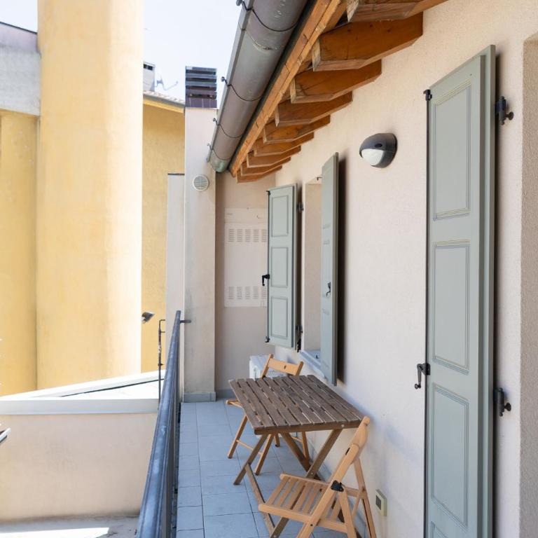 Double Private Parking, 2 Bedrooms & 2 Bathrooms - Elegant Apartment in Old Town - Appartamento con 2 Camere da Letto - 7