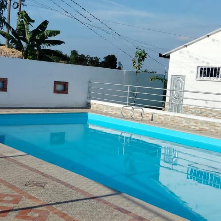 Lebrija Campestre - Casa Unifamiliar de 3 dormitorios - 10