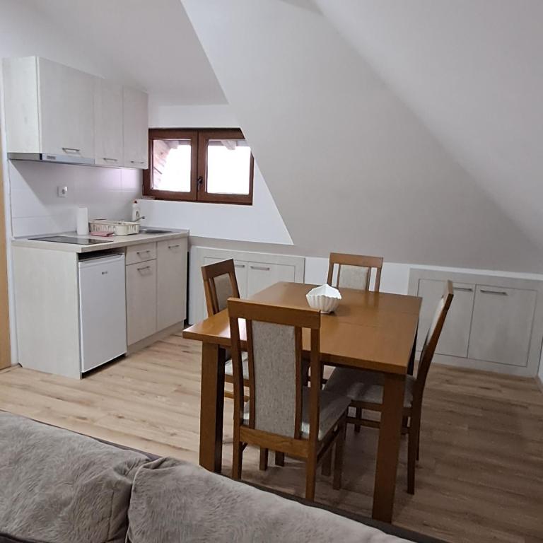 Apartman Jana Suncani Breg - One-Bedroom Apartment - 2