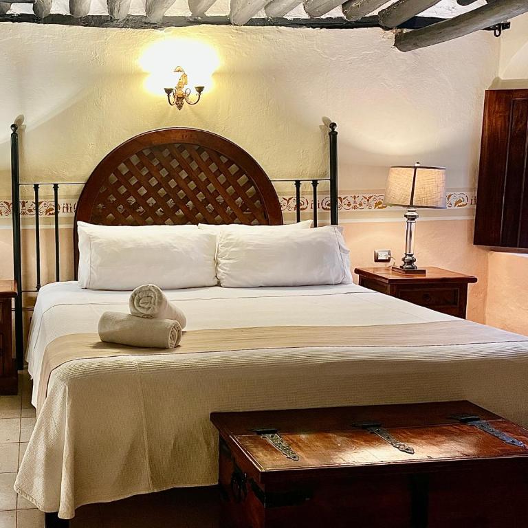 Casa Tia Micha - Habitación con cama extragrande. - 2