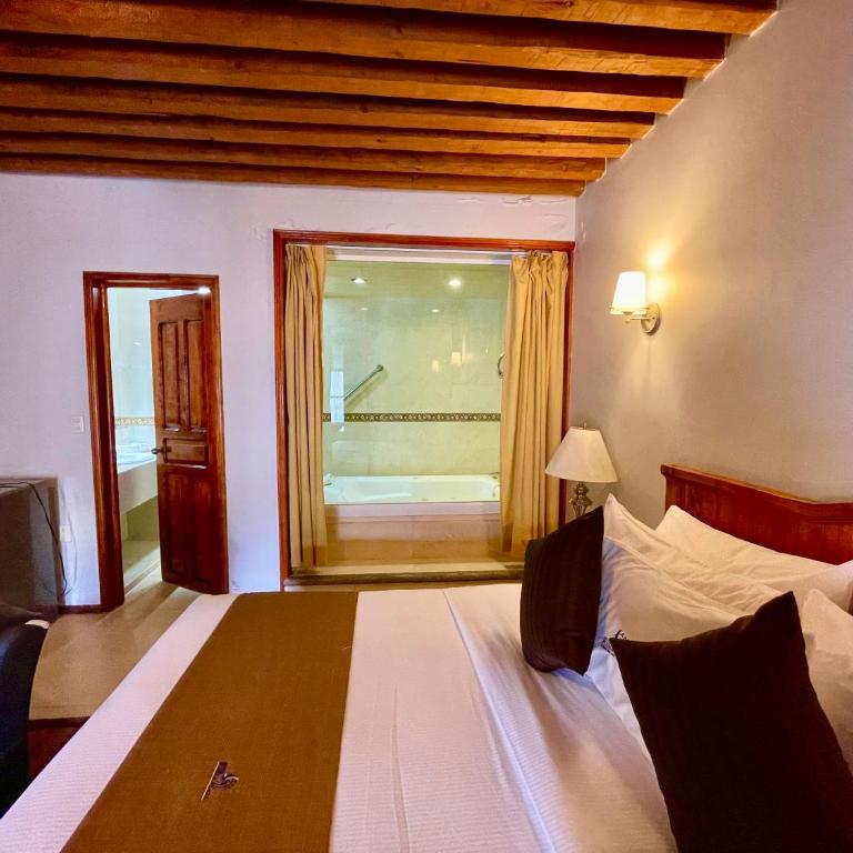 Hotel Puebla Plaza - Suite Master - 2