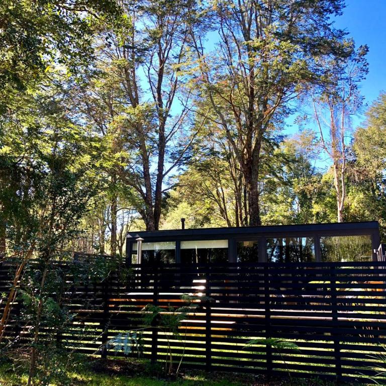 Calma Cabins - One-Bedroom Bungalow - 27