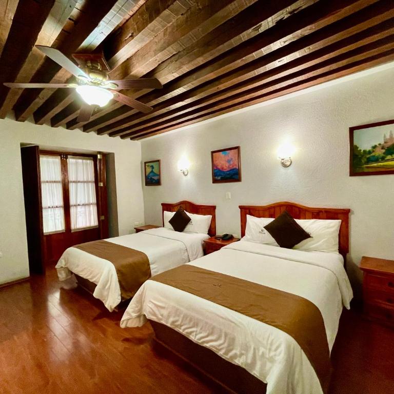 Hotel Puebla Plaza - Habitación Cuádruple Estándar - 3