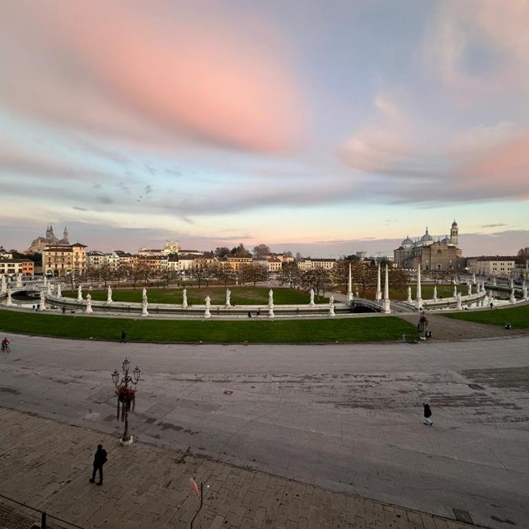 Wonderful Prato della Valle Free Parking - Appartamento con 2 Camere da Letto - 31