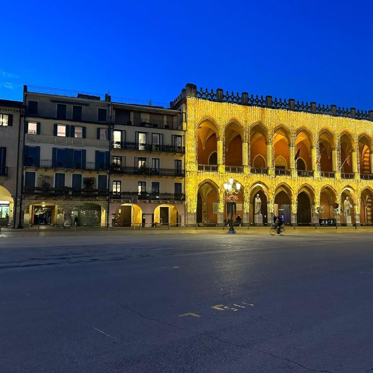 Wonderful Prato della Valle Free Parking - Appartamento con 2 Camere da Letto - 38