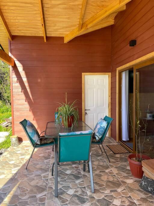 Comodidad y Hermosa Vista Volcán - Two-Bedroom House - 39