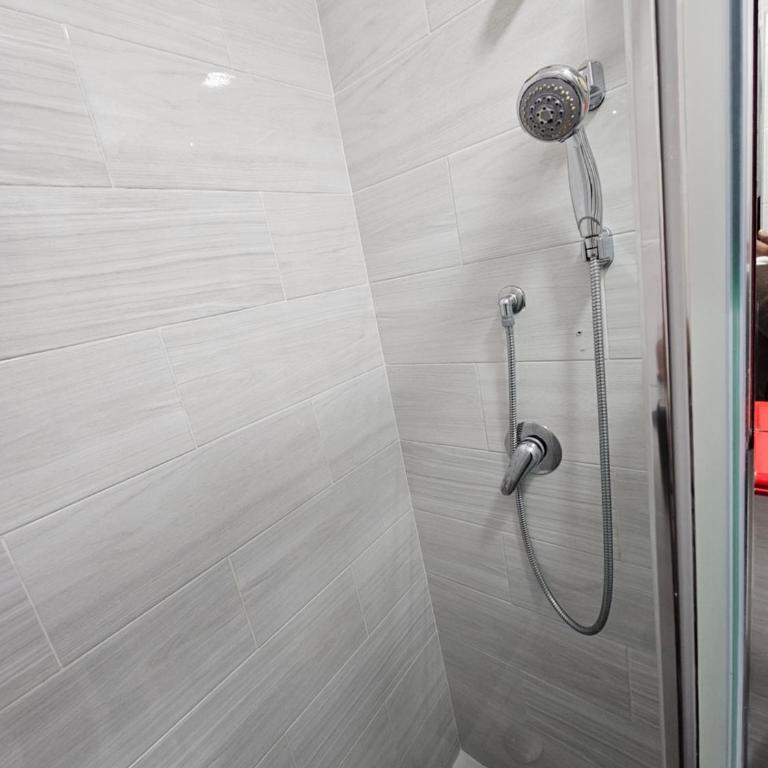 Captin Home Roma - Camera Singola con Bagno Privato - 10