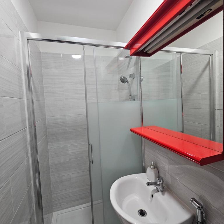 Captin Home Roma - Camera Singola con Bagno Privato - 11