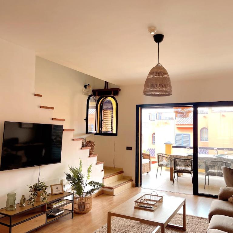 Meloneras by the sea by CanaryScape - Three-Bedroom Villa - 11