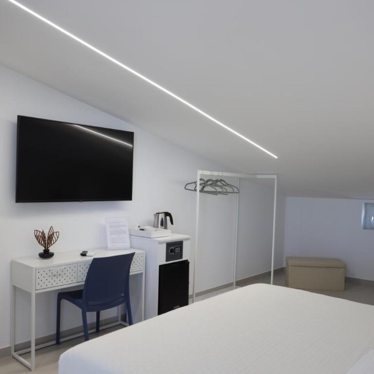 Ruffini Rooms - Family Room with Terrace - 8