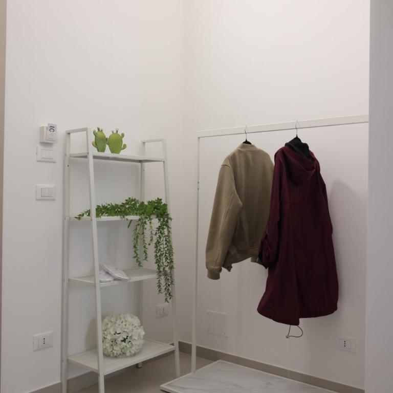 Ruffini Rooms - Large Double Room - 12