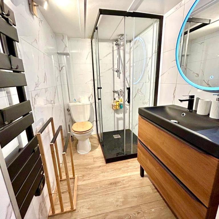 Duplex cosy - hyper centre - Proche mer et Promenade - Appartement 1 Chambre - 10