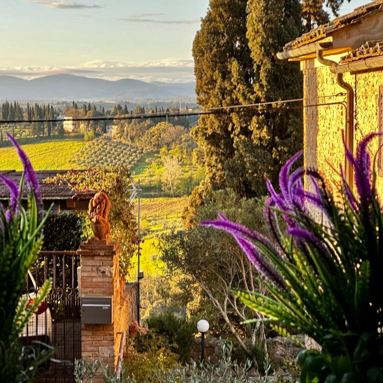 Lovely 2 Bedroom in San Gimignano Historic Center - Two-Bedroom Apartment - 7