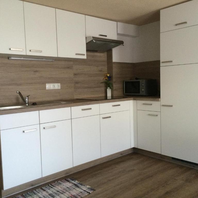 Haus Sonnenhang - Apartment mit 2 Schlafzimmern und Balkon - 5