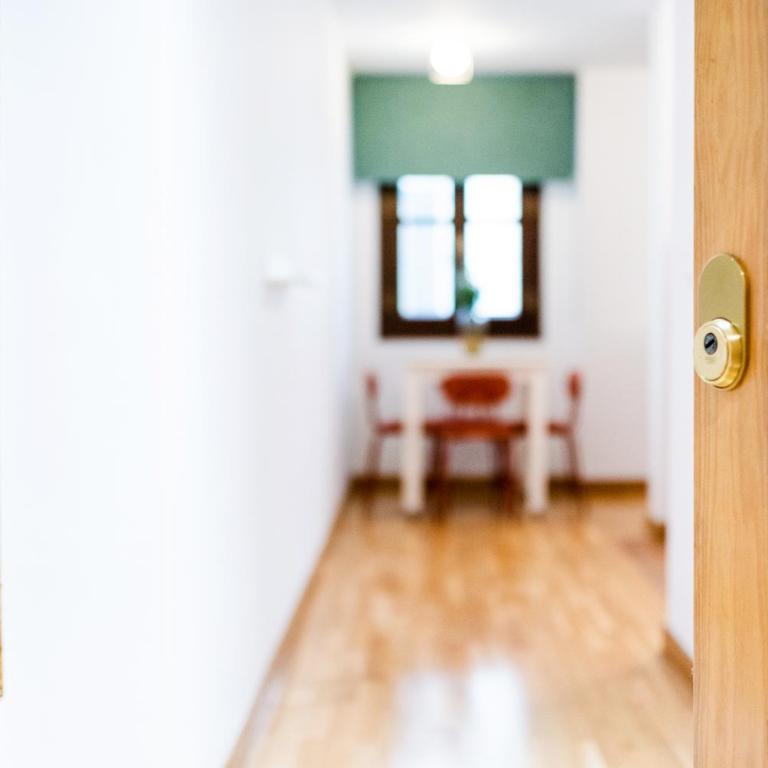 Piso junto a Mercado de San Agustín y Catedral en Granada - One-Bedroom Apartment - 14