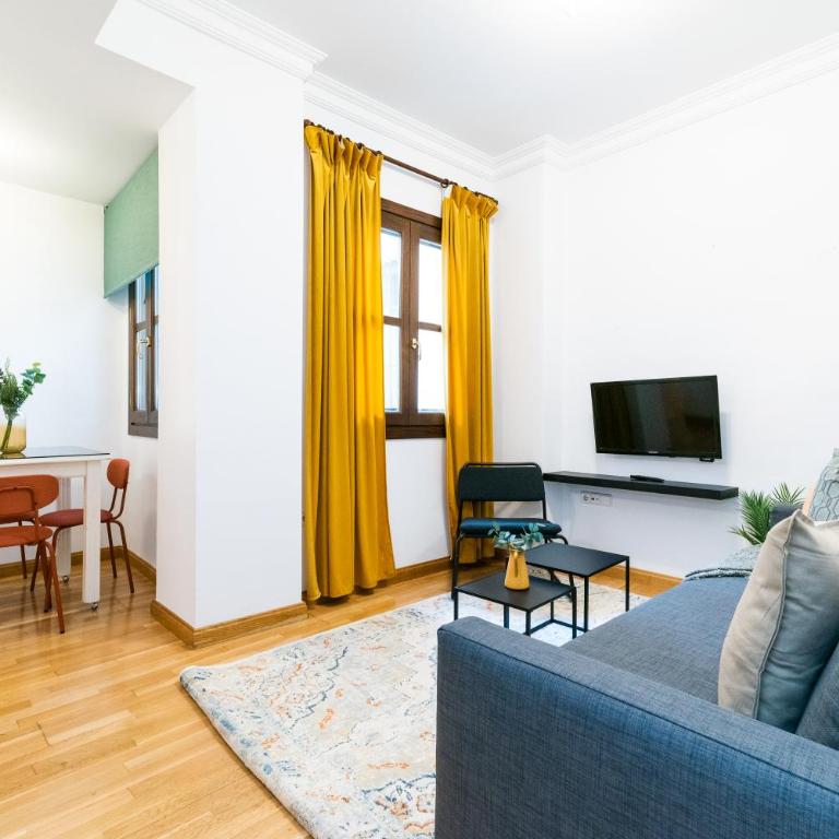 Piso junto a Mercado de San Agustín y Catedral en Granada - One-Bedroom Apartment - 4