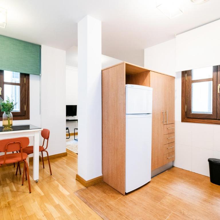 Piso junto a Mercado de San Agustín y Catedral en Granada - One-Bedroom Apartment - 11