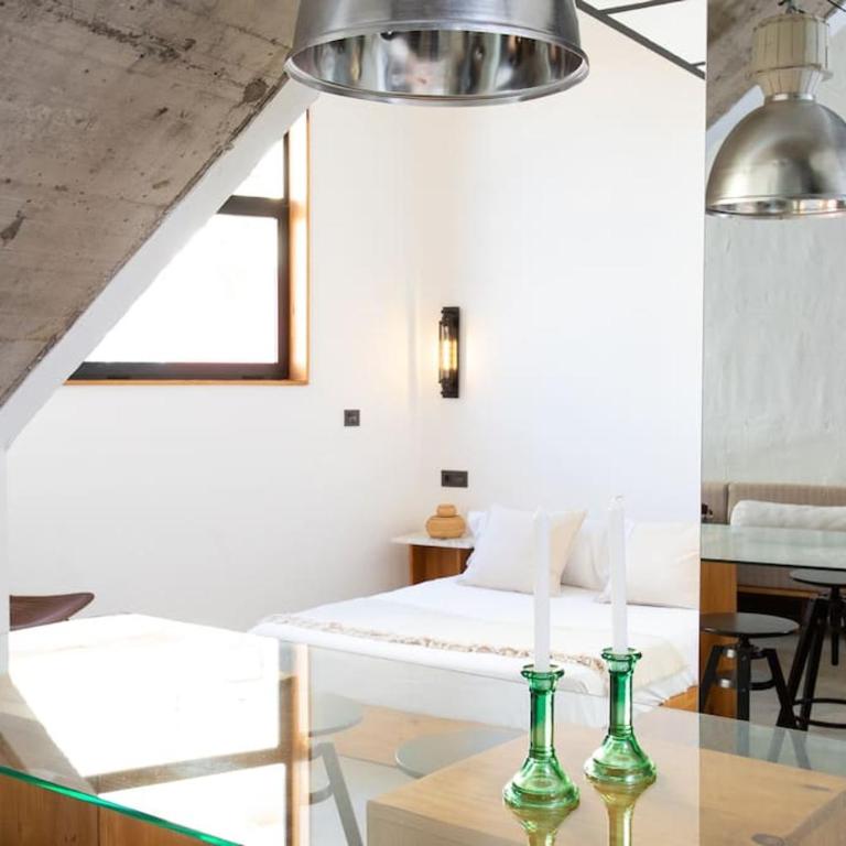 Beautiful stylish apartment next to downtown B-CrrB - Studio Apartment - 17