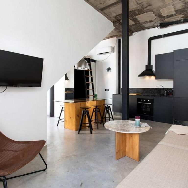 Beautiful stylish apartment next to downtown B-CrrB - Studio Apartment - 30