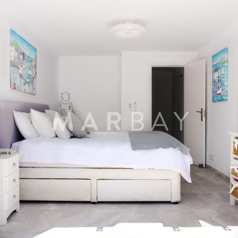 Ca Limonero - Four-Bedroom House - 12