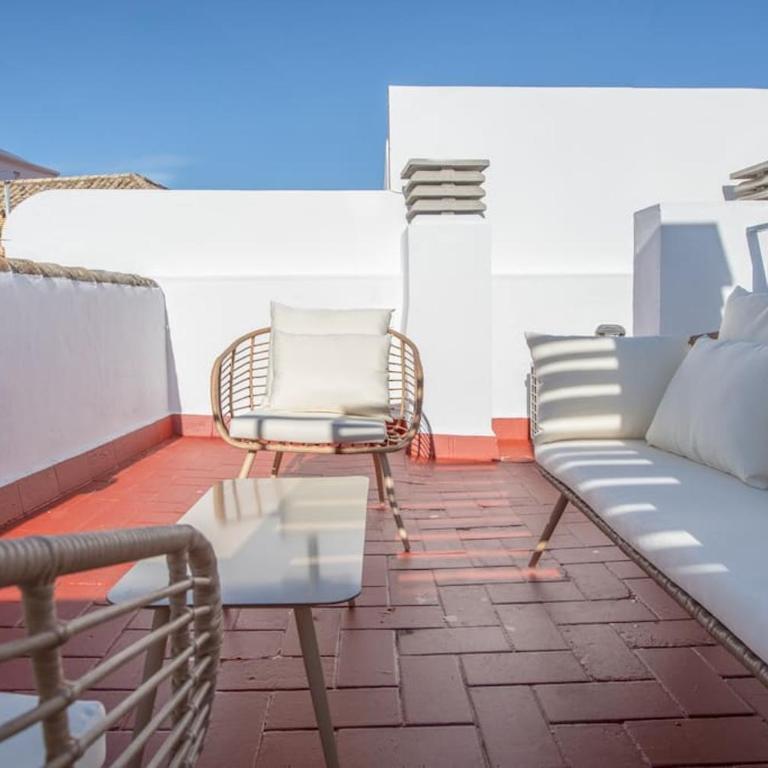 Alhondiga City Center Private House by Valcambre - Three-Bedroom Apartment - 23