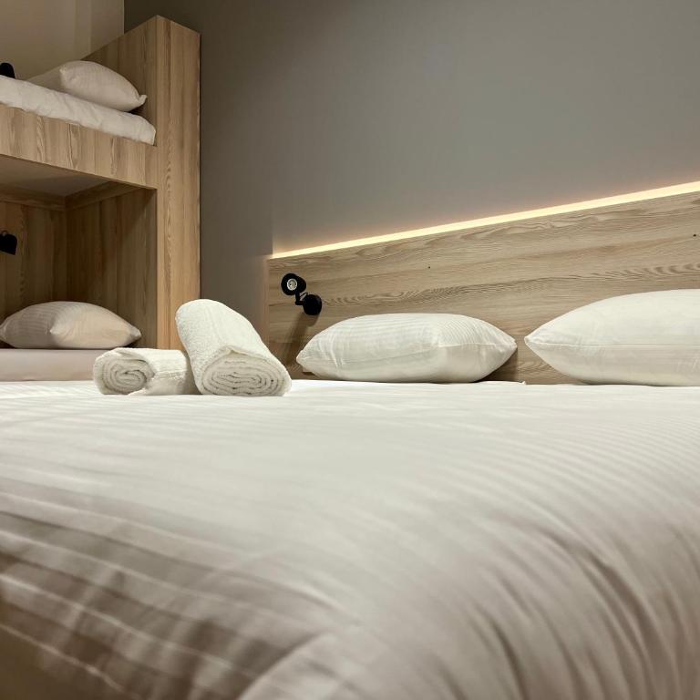 Borsa Rooms - Standard Family Room - 7