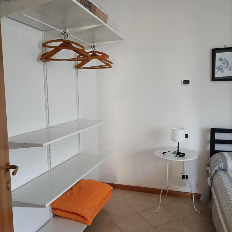 Appartamenti Casa Nina, lago,montagne, uliveti - Casa con 2 Camere da Letto - 31