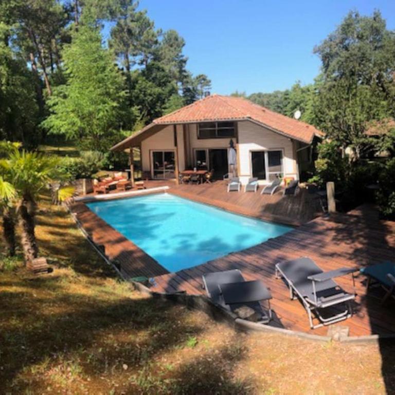 Villa avec piscine pétanque ping-pong garage près golf plage - Villa avec Piscine Privée - 2
