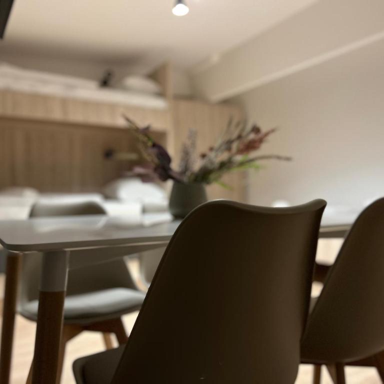 Borsa Rooms - Family Room with Shared Bathroom - 7