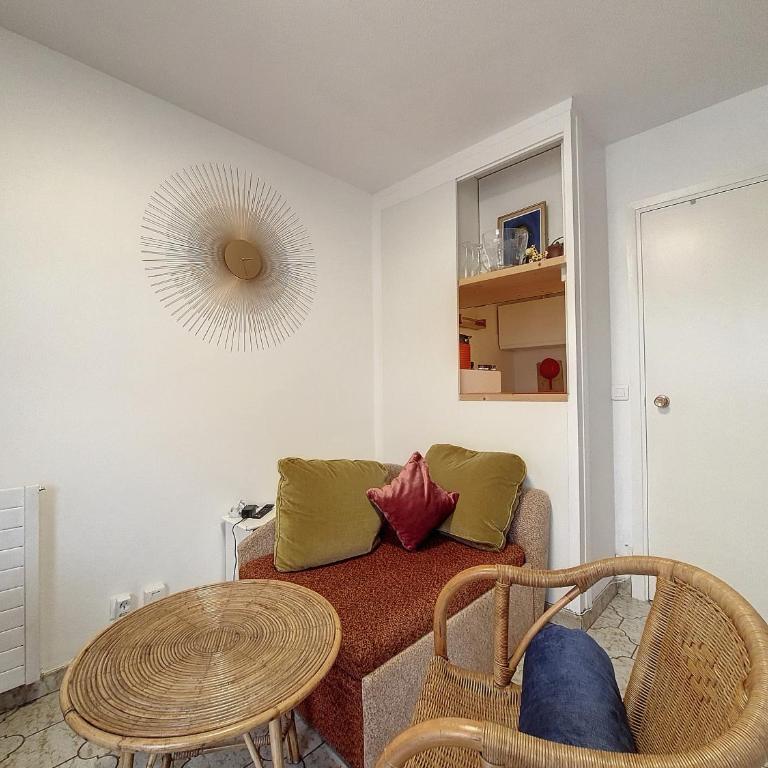 Nestor&Jeeves - FLORIDA BEACH - Studio with balcony - Studio avec Balcon - 8