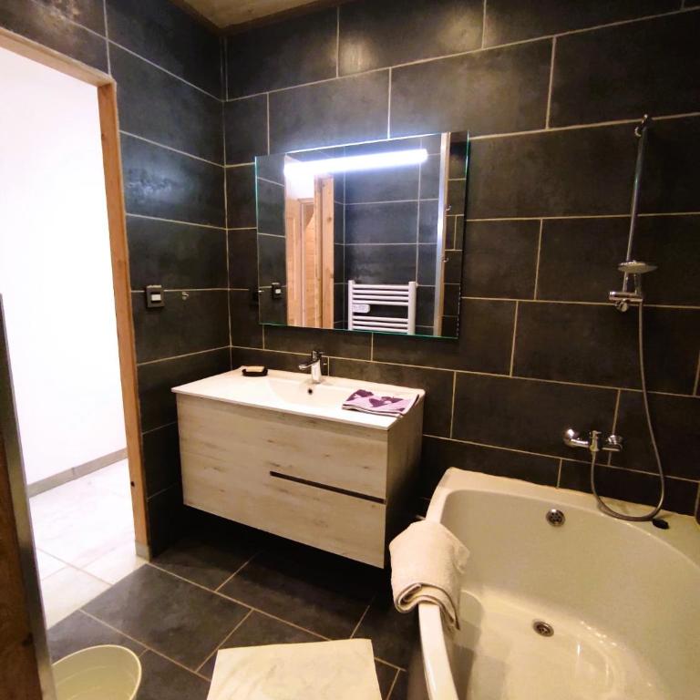 Grand Studio Sainte Marie - Appartement 1 Chambre - 13